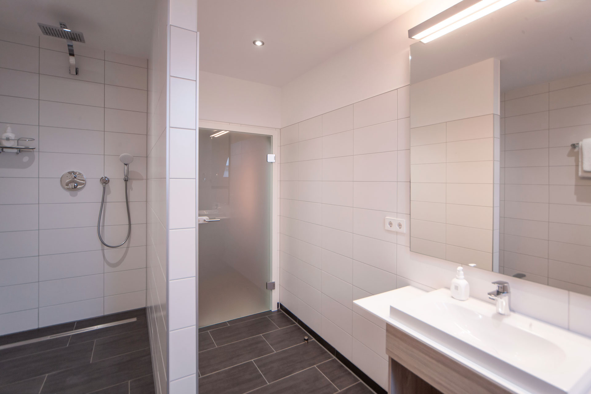 Deluxe Zimmer Bad Bild 2